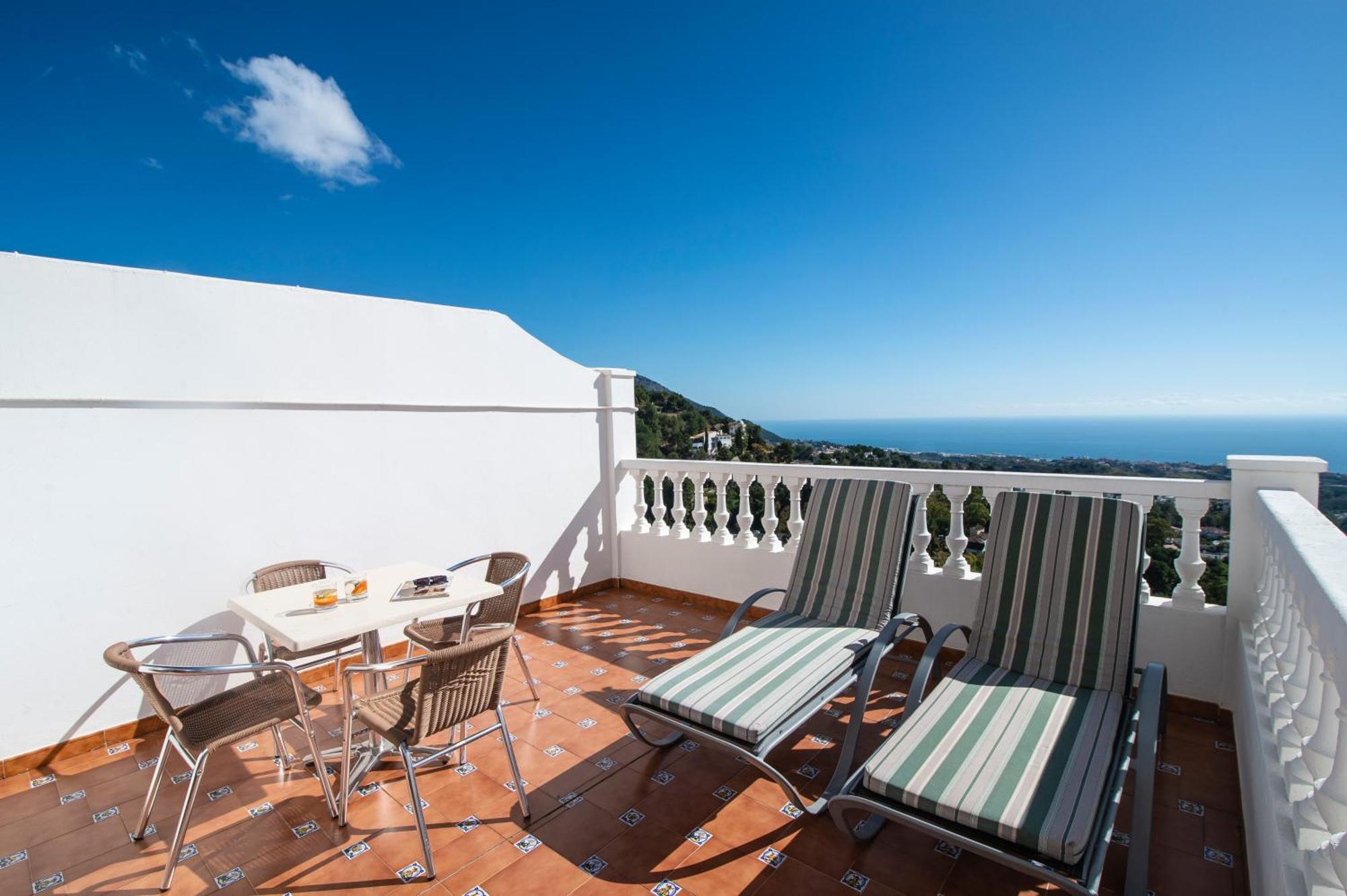 Macdonald La Ermita Resort Mijas Exteriör bild